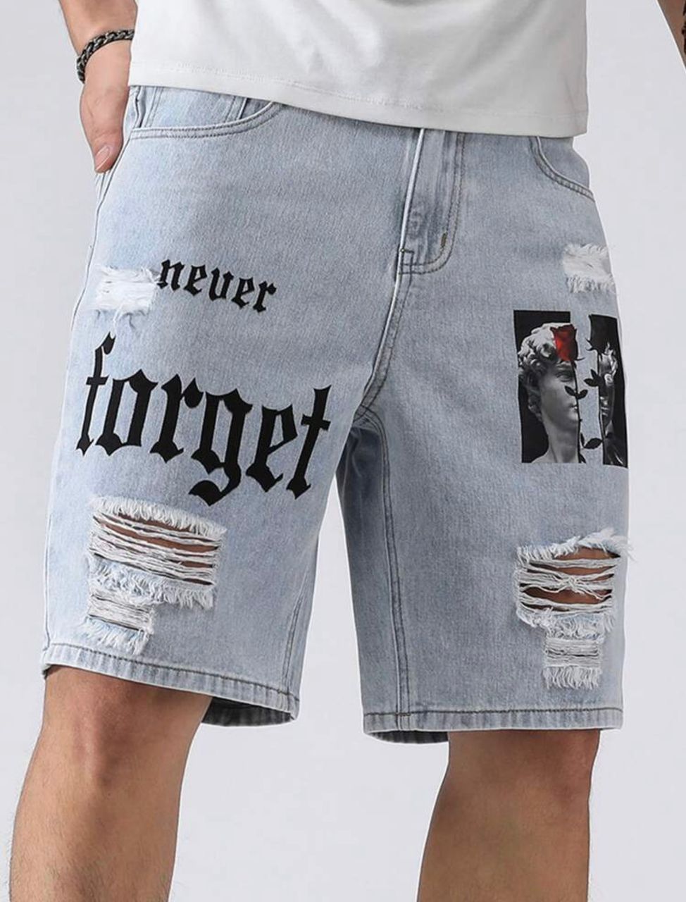 Short en jean bleu ciel